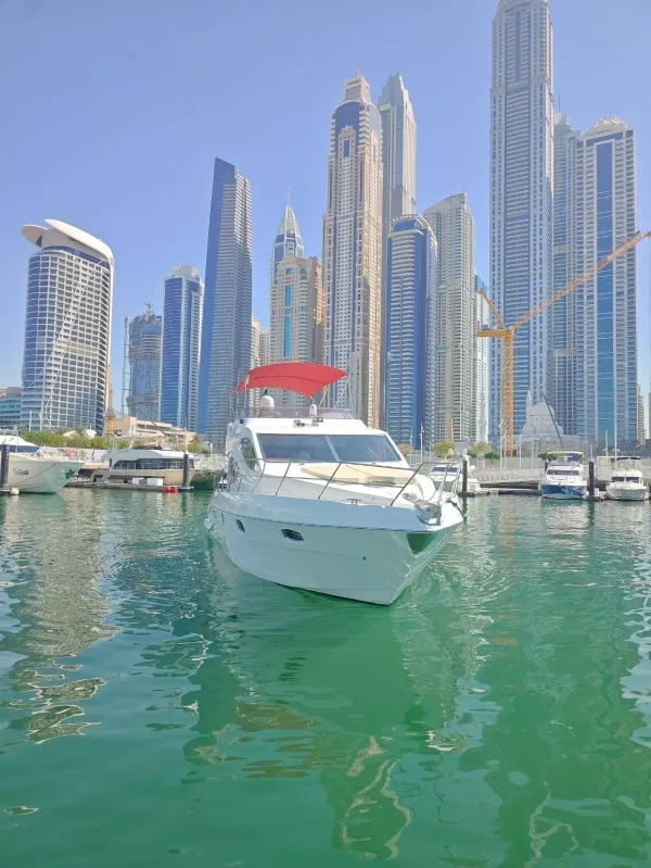 44ft Yacht for Rent in Dubai