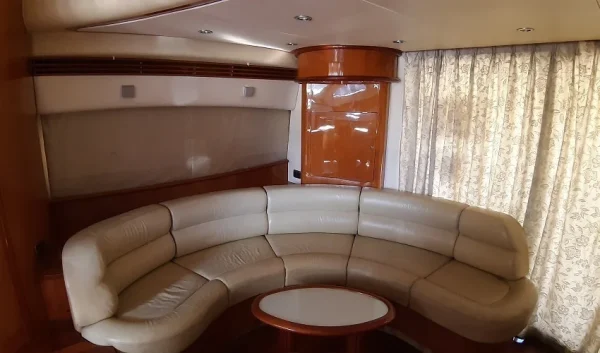 Booking a Yacht in Dubai – 60ft