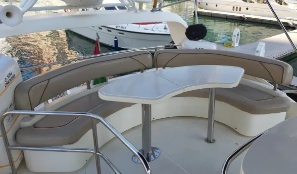 Booking a Yacht in Dubai – 60ft