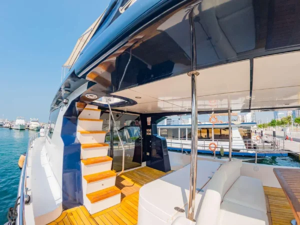 65ft Dubai Marina Yacht Rental