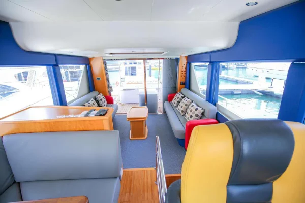 65ft Dubai Marina Yacht Rental