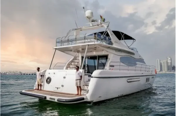 Dubai Luxury Yacht Charter – 75ft