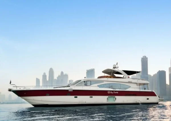 Dubai Yacht Hire – 90ft