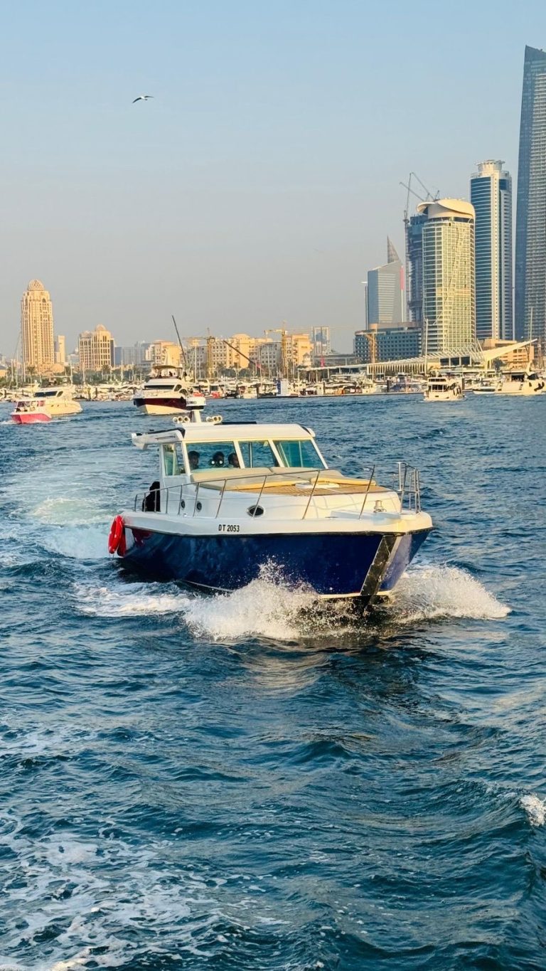 Dubai Marina Boat Tours with MTS Yachts